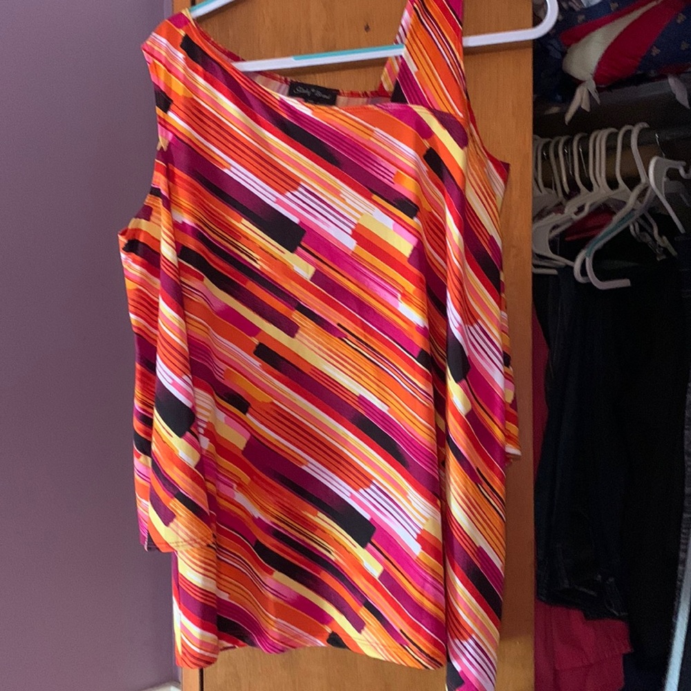 Asymmetrical blouse